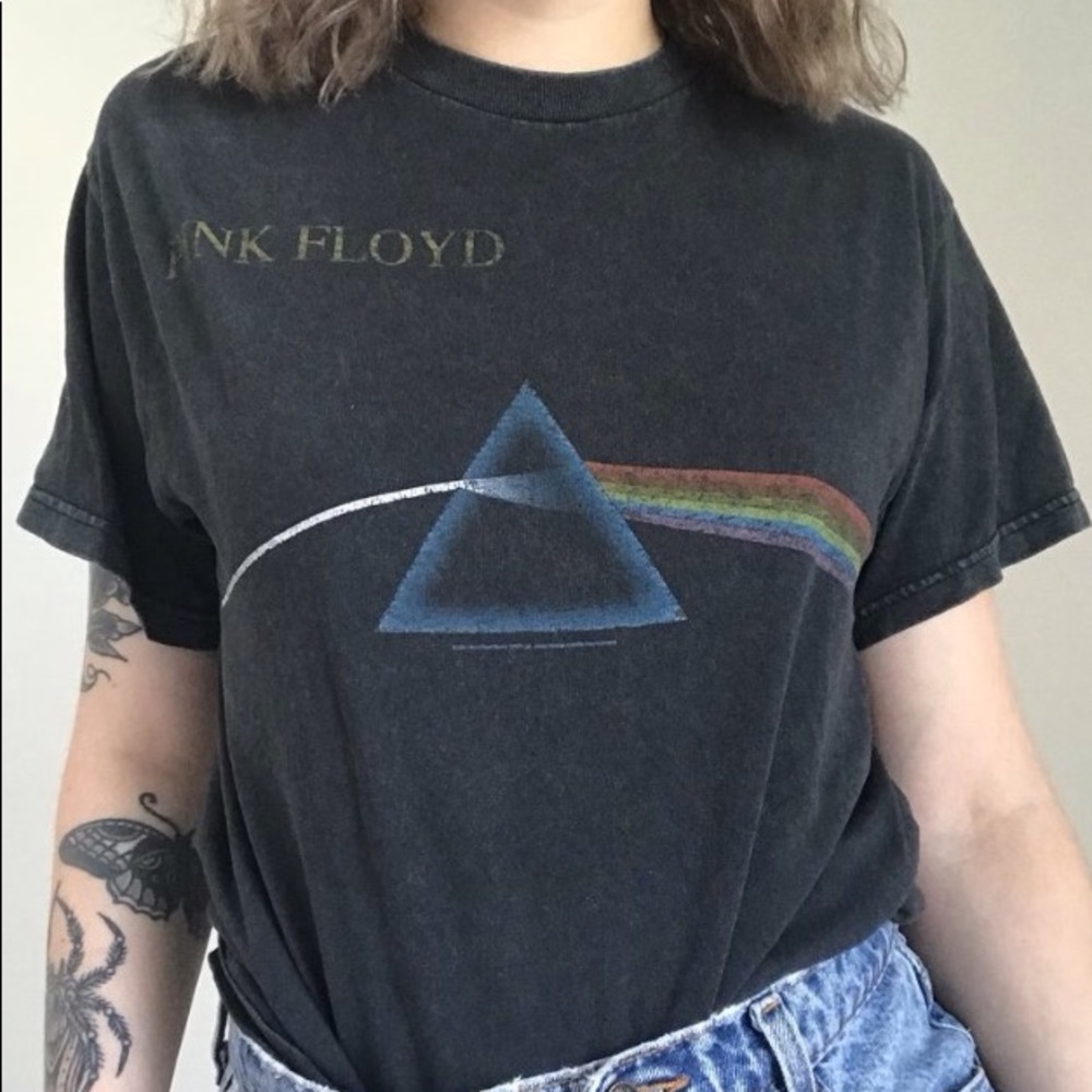 Brandy Melville band shirt